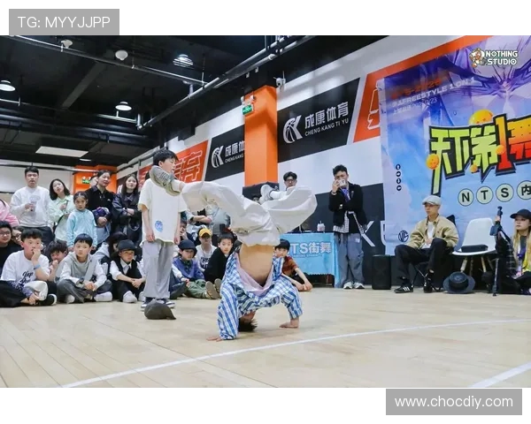 街舞纪实：见证上海街舞队从传统到现代的华丽蜕变之旅