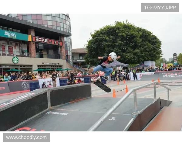 重庆滑板队在城市马拉松积分榜中以65分稳居第一名引发热议