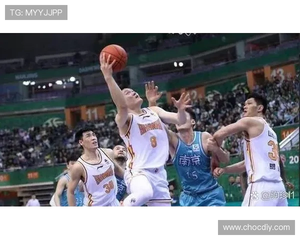 重庆篮球队选拔赛点评:比赛经验与表现的深度分析与反思 重庆篮球队选拔赛点评:比赛经验与表现的深度分析与反思